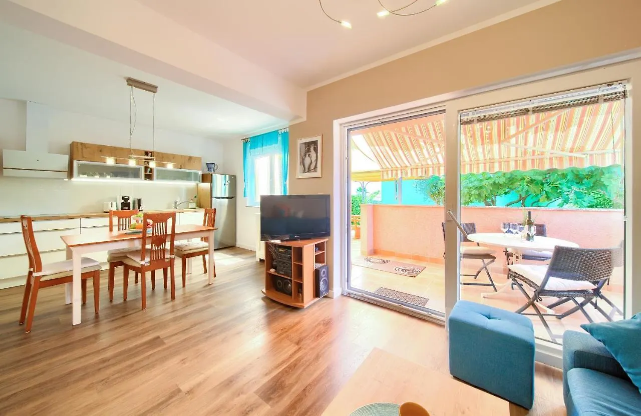 Apartman Bor Appartamento Krk Island 0*, Krk Town